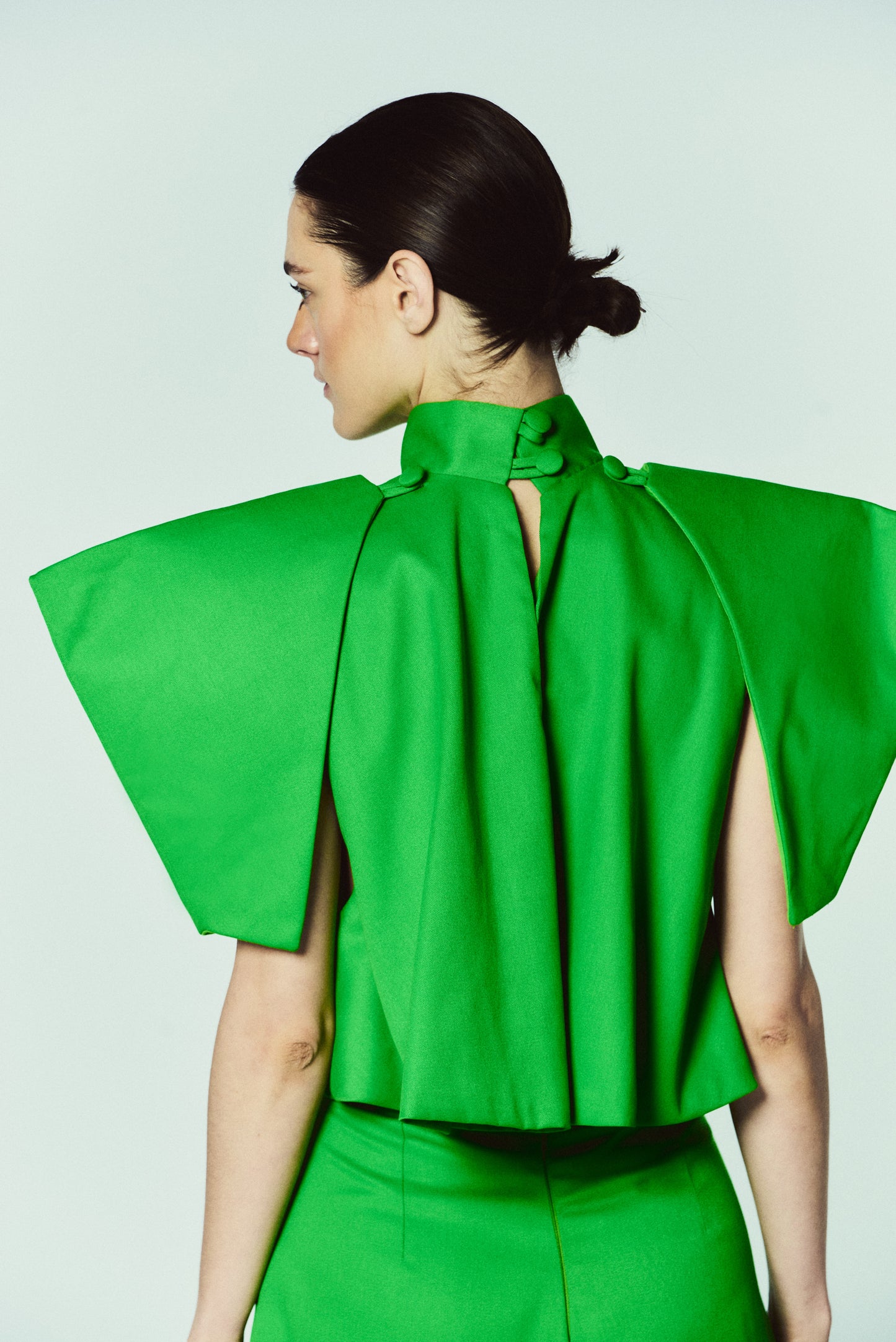 TOP LEVIAH | BEETLE GREEN